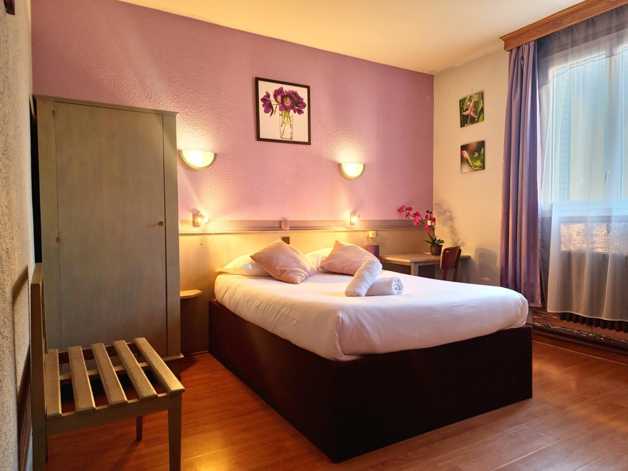 Hotel Des Allies Pont-dʼAin Екстериор снимка